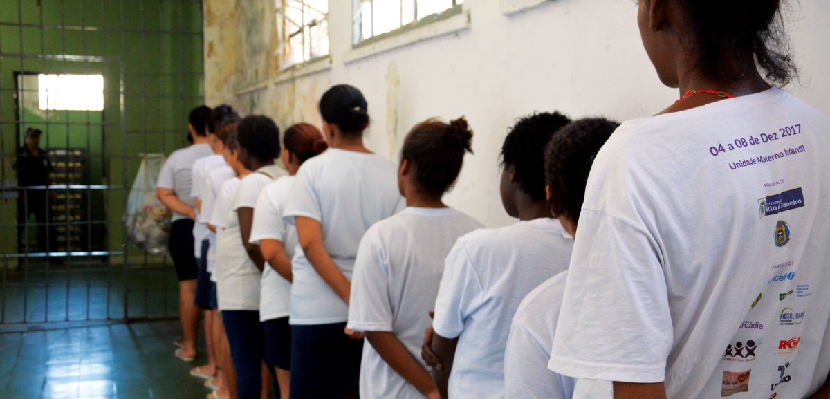 Imagem relacionada a Lei 9.934/2022 — Programa de Saúde da Mulher Privada de Liberdade
